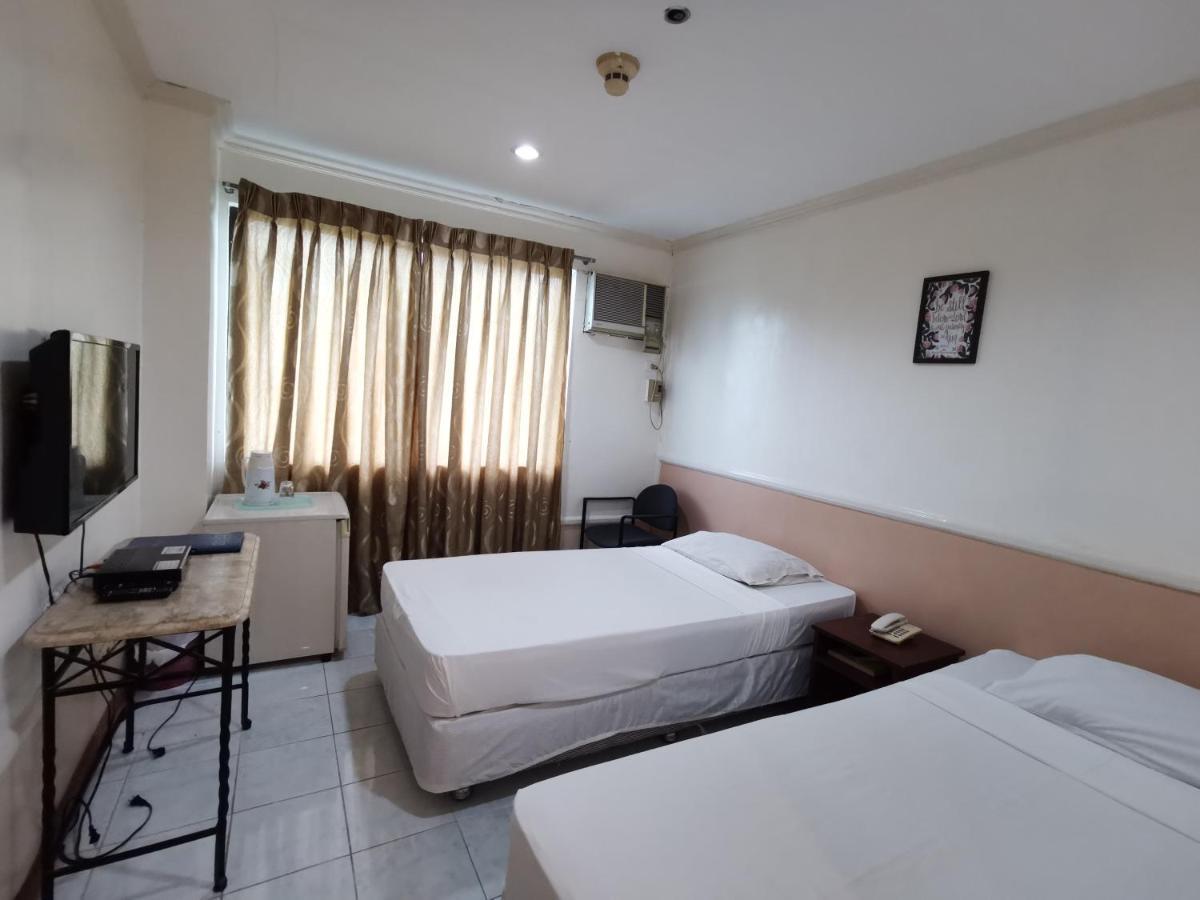Metro Park Hotel - Cebu City Exterior photo