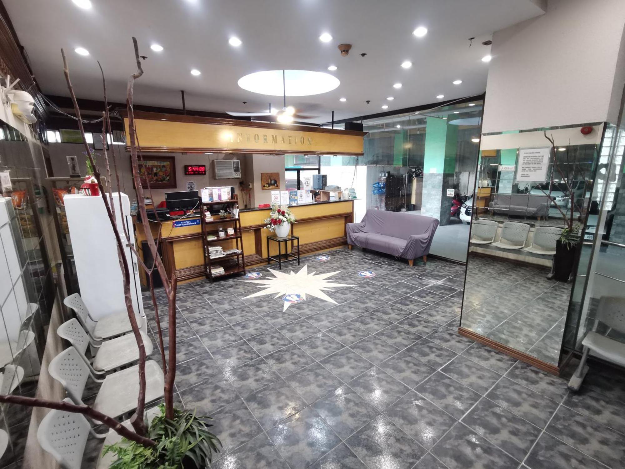Metro Park Hotel - Cebu City Exterior photo