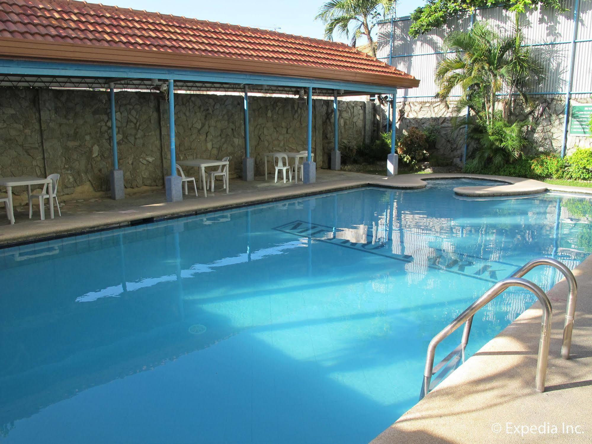 Metro Park Hotel - Cebu City Exterior photo