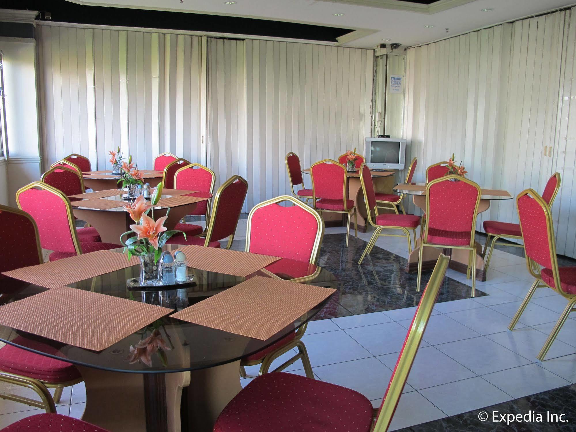Metro Park Hotel - Cebu City Exterior photo