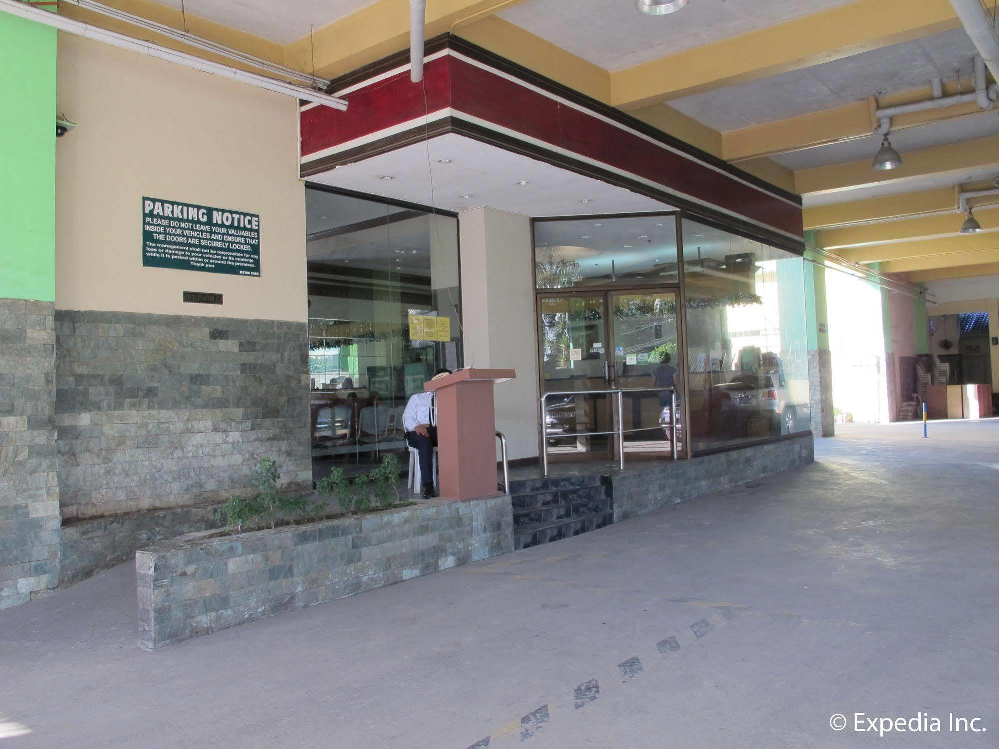 Metro Park Hotel - Cebu City Exterior photo