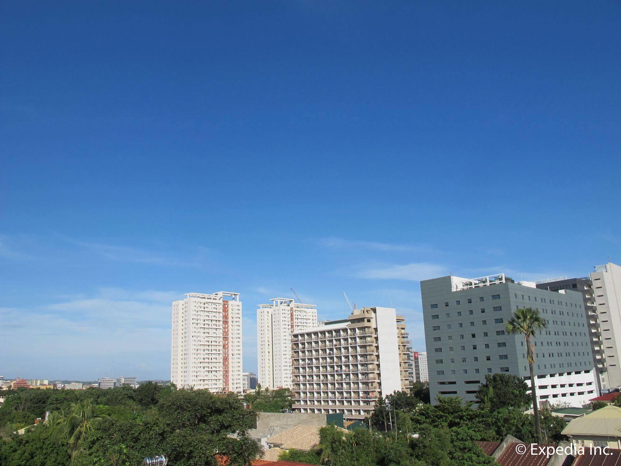 Metro Park Hotel - Cebu City Exterior photo